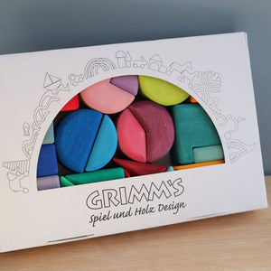 Grimm's Triangle, Square, Circle Building Set