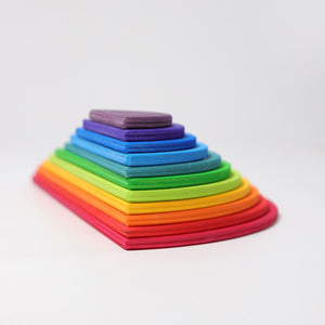 large rainbow semicircles; stacked