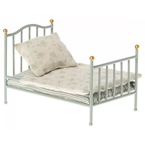 Maileg Vintage Bed, Mouse -- Mint