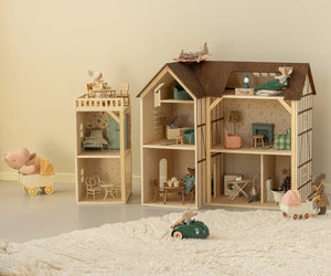 Maileg Mouse Hole Wallpaper - Farmhouse