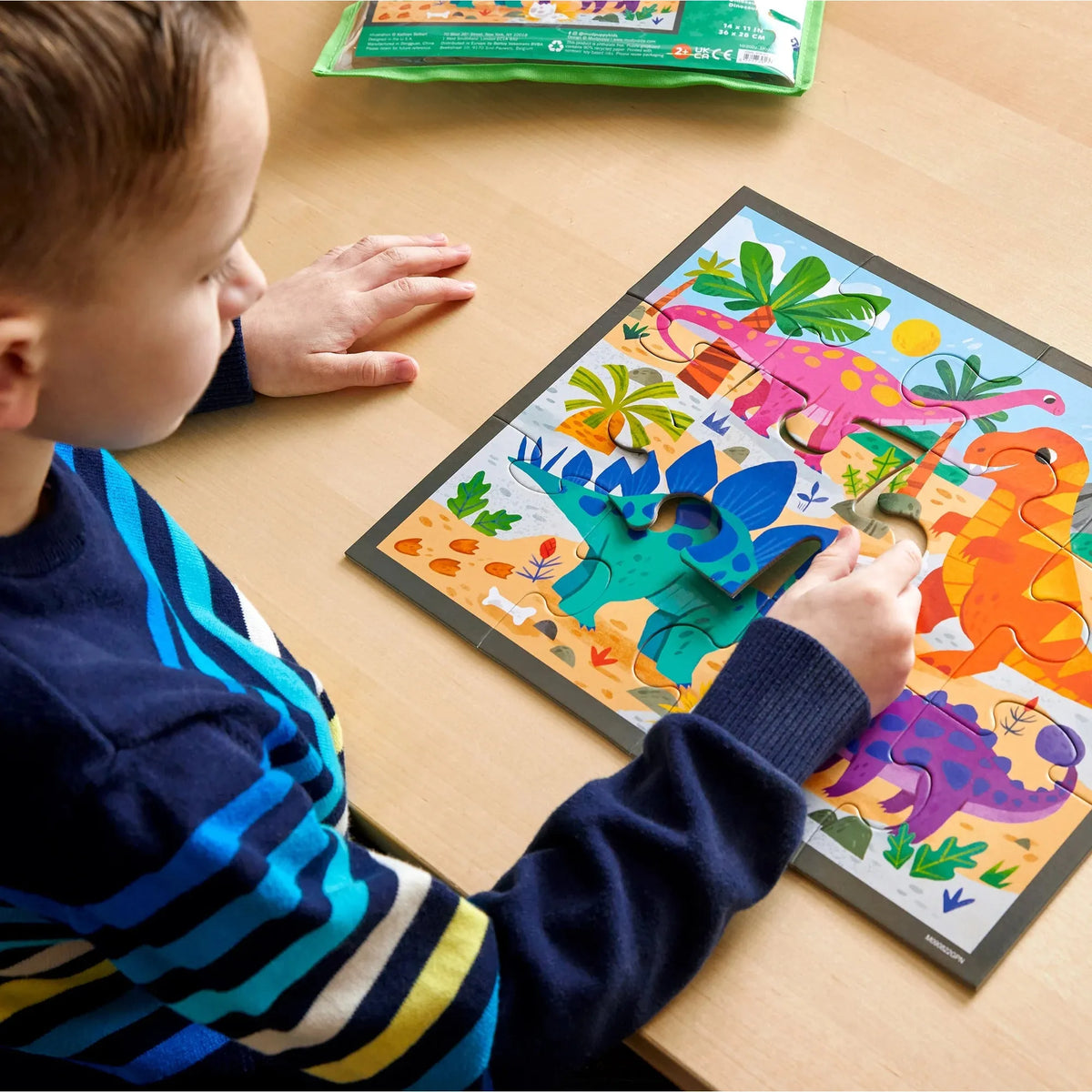 12-Piece Puzzle Pouch -- Mighty Dinosaurs