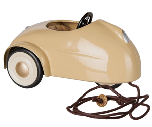 Maileg Mouse Car -- Wheat