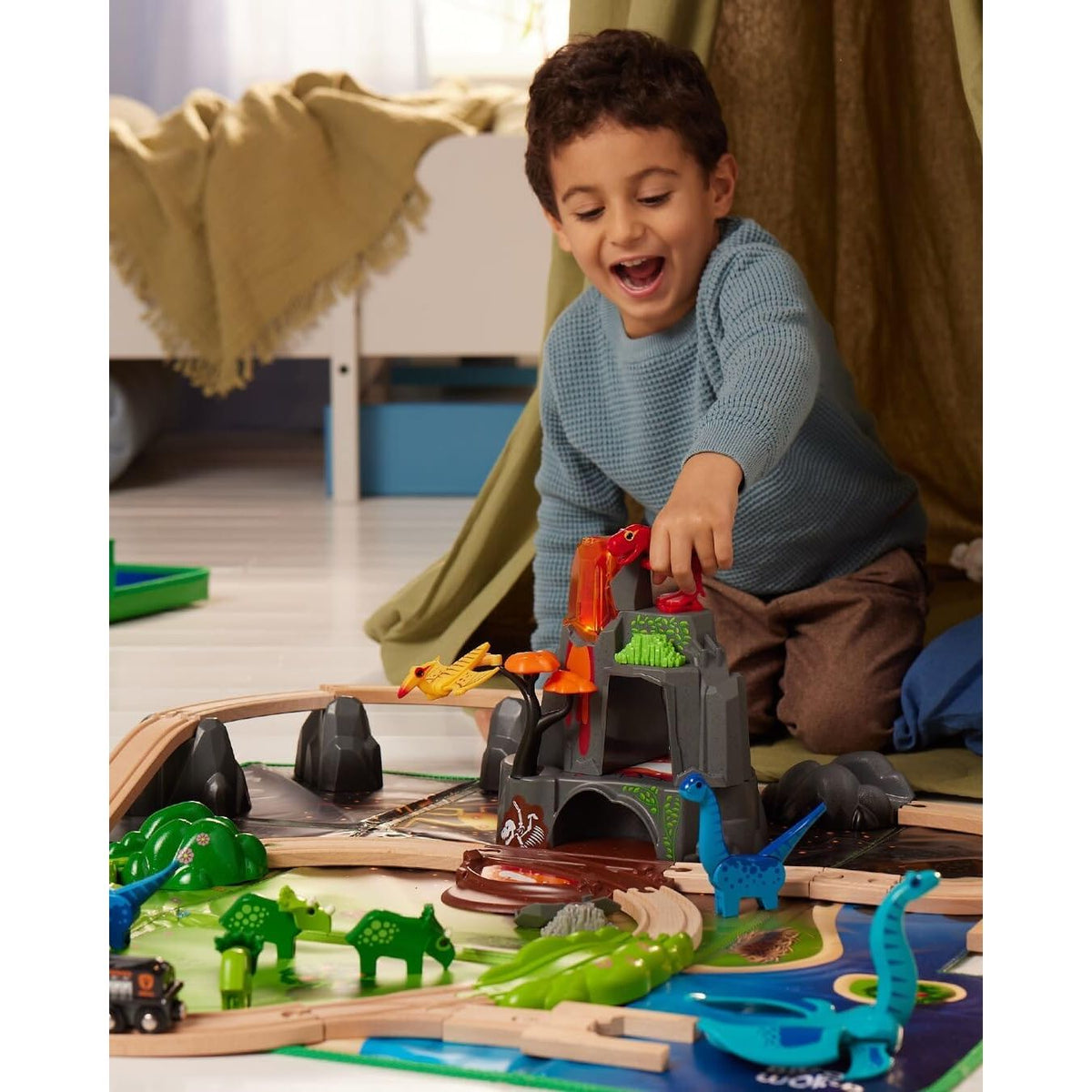 BRIO 36104 Dinosaur Deluxe Set