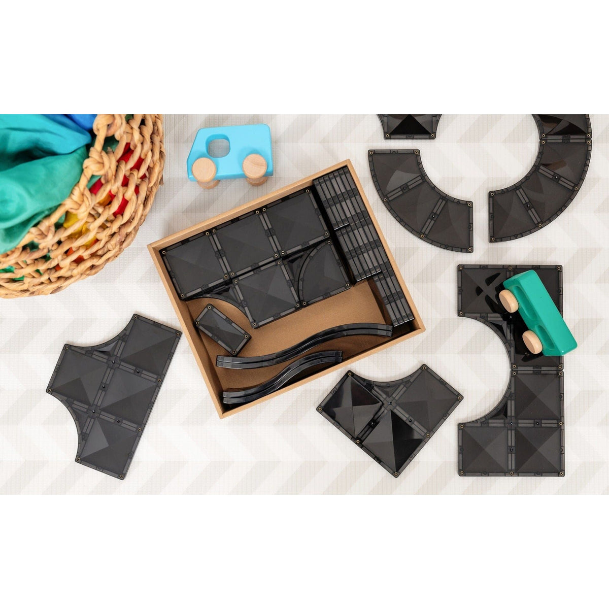 Connetix 48 Piece Roads Creative Pack