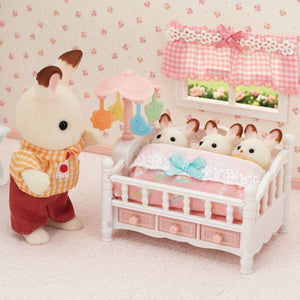 Crib with Mobile by Calico Critters