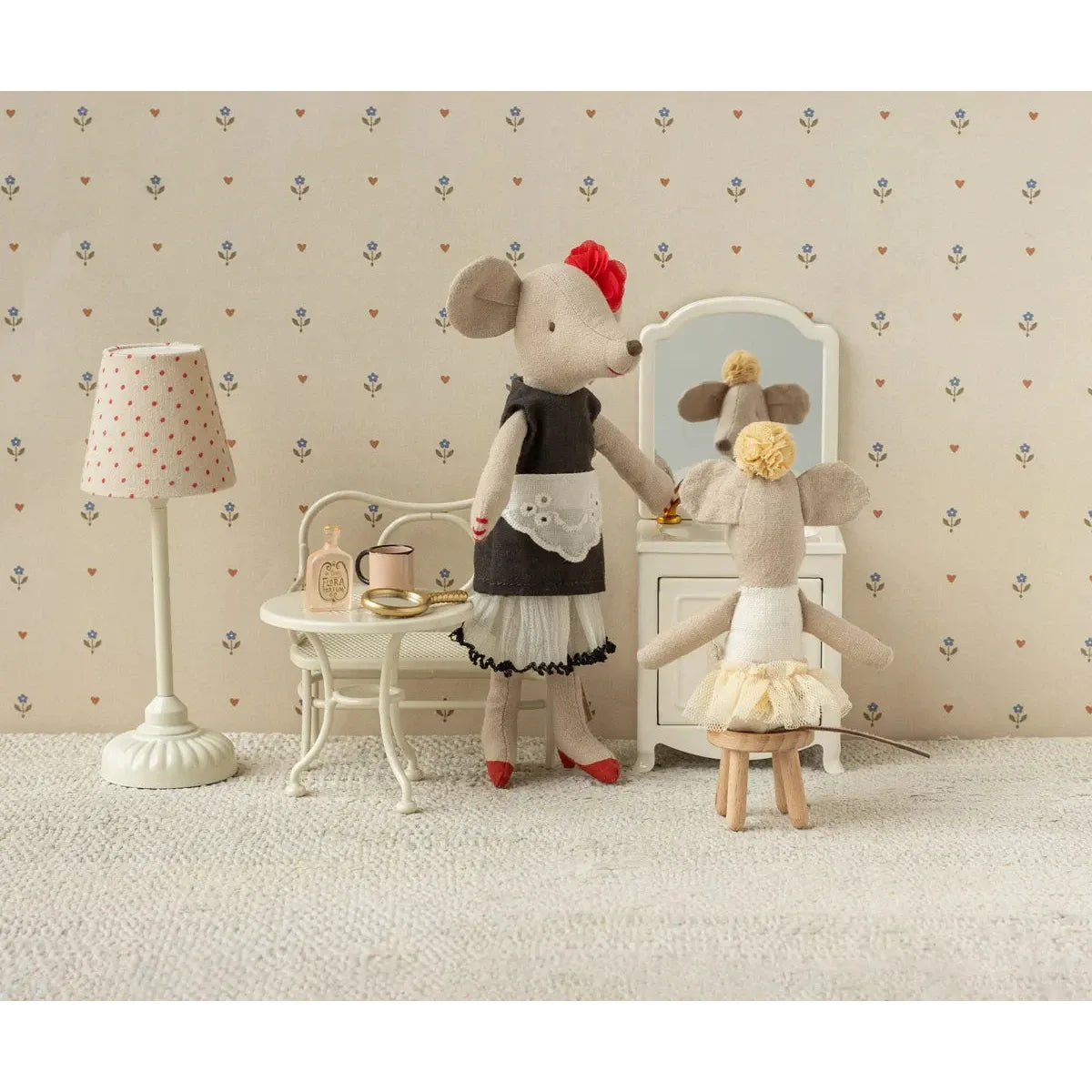 Maileg Beautician Mouse, Mum