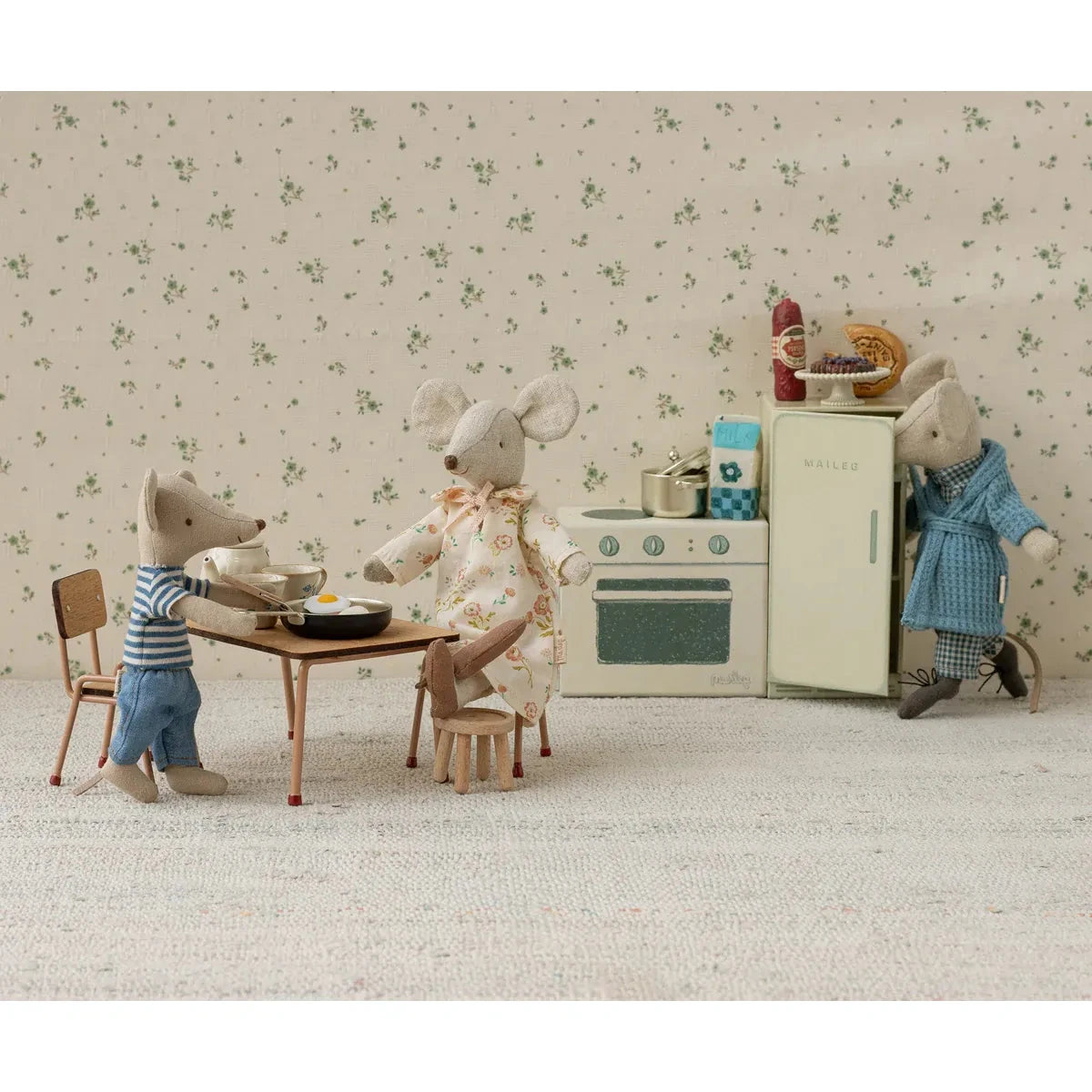 Maileg, Chair, Mouse-- Dark Powder