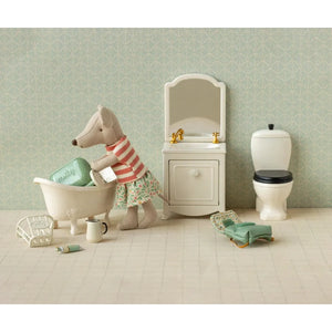 Maileg Clothes and Bag, Big Sister Mouse-- Green