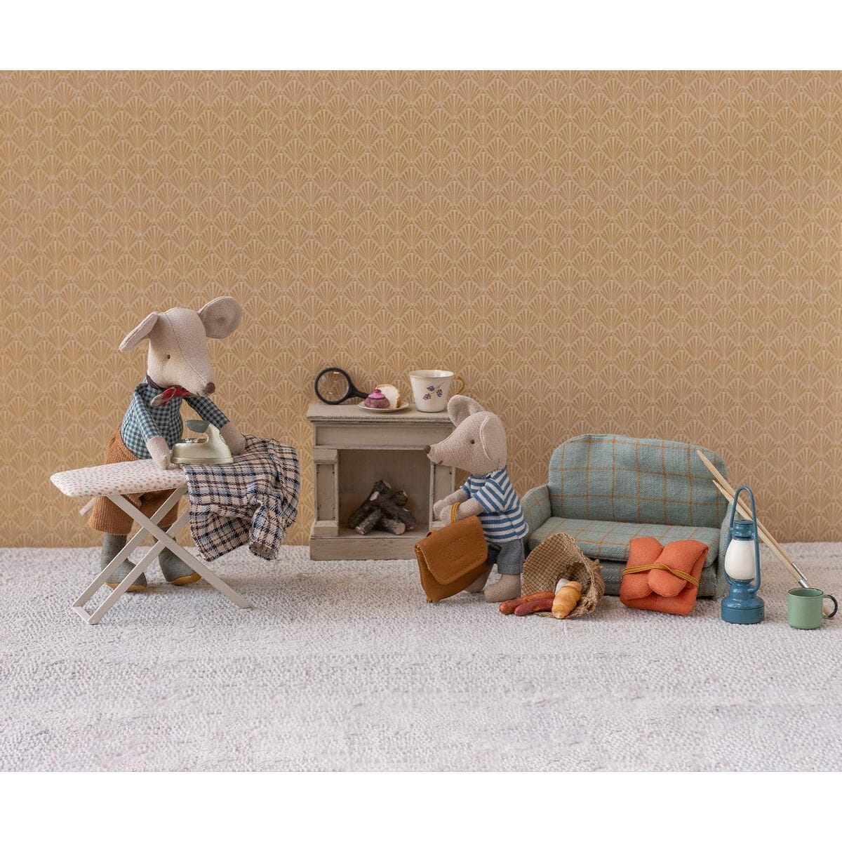 Maileg Iron and Ironing Board-- Mouse