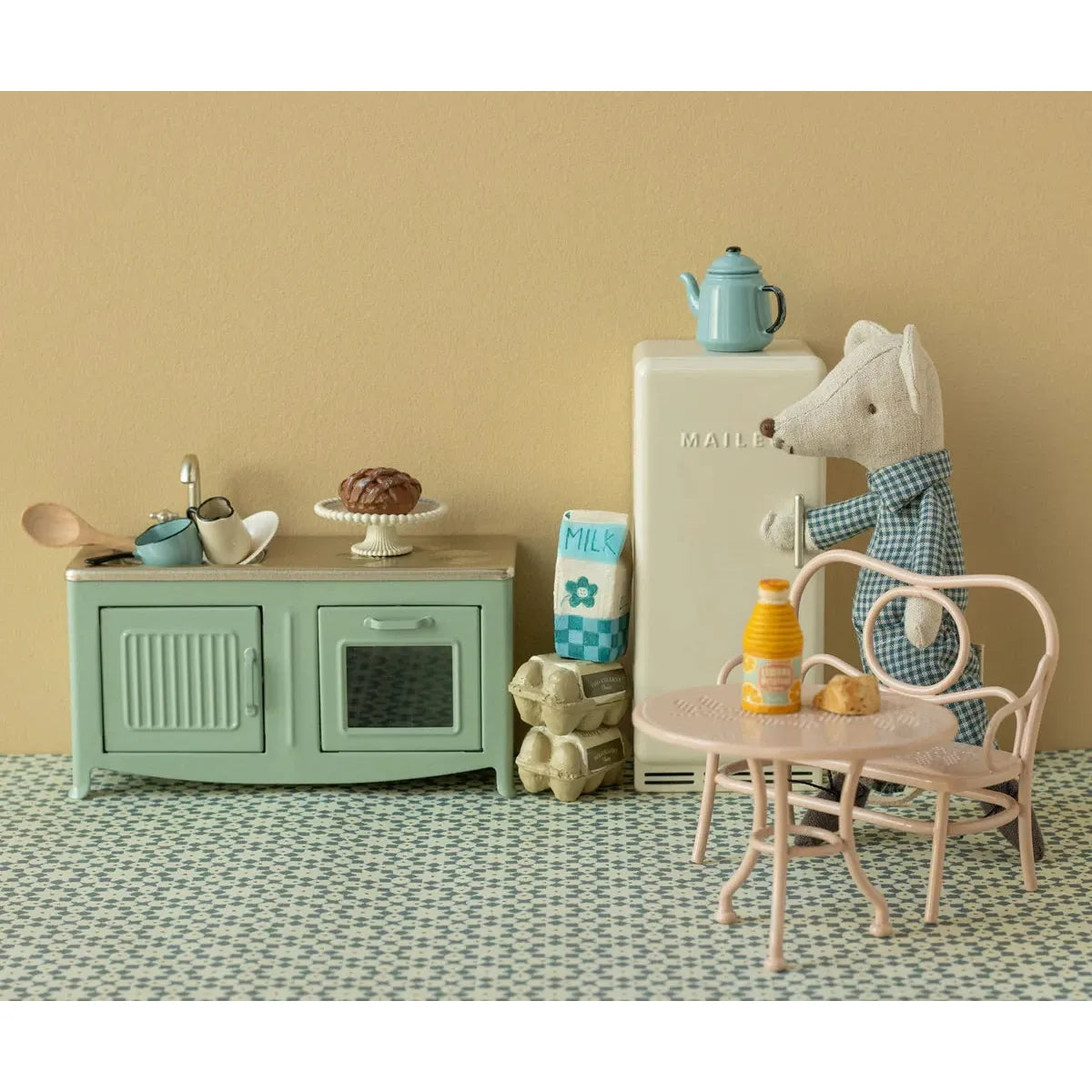 Maileg Kitchen, Mouse-- Mint