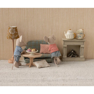 Maileg Oval Coffee Table-- Mouse, Nature