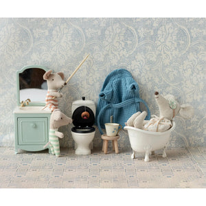 Maileg Sink Dresser with Mirror, Mouse -- Mint