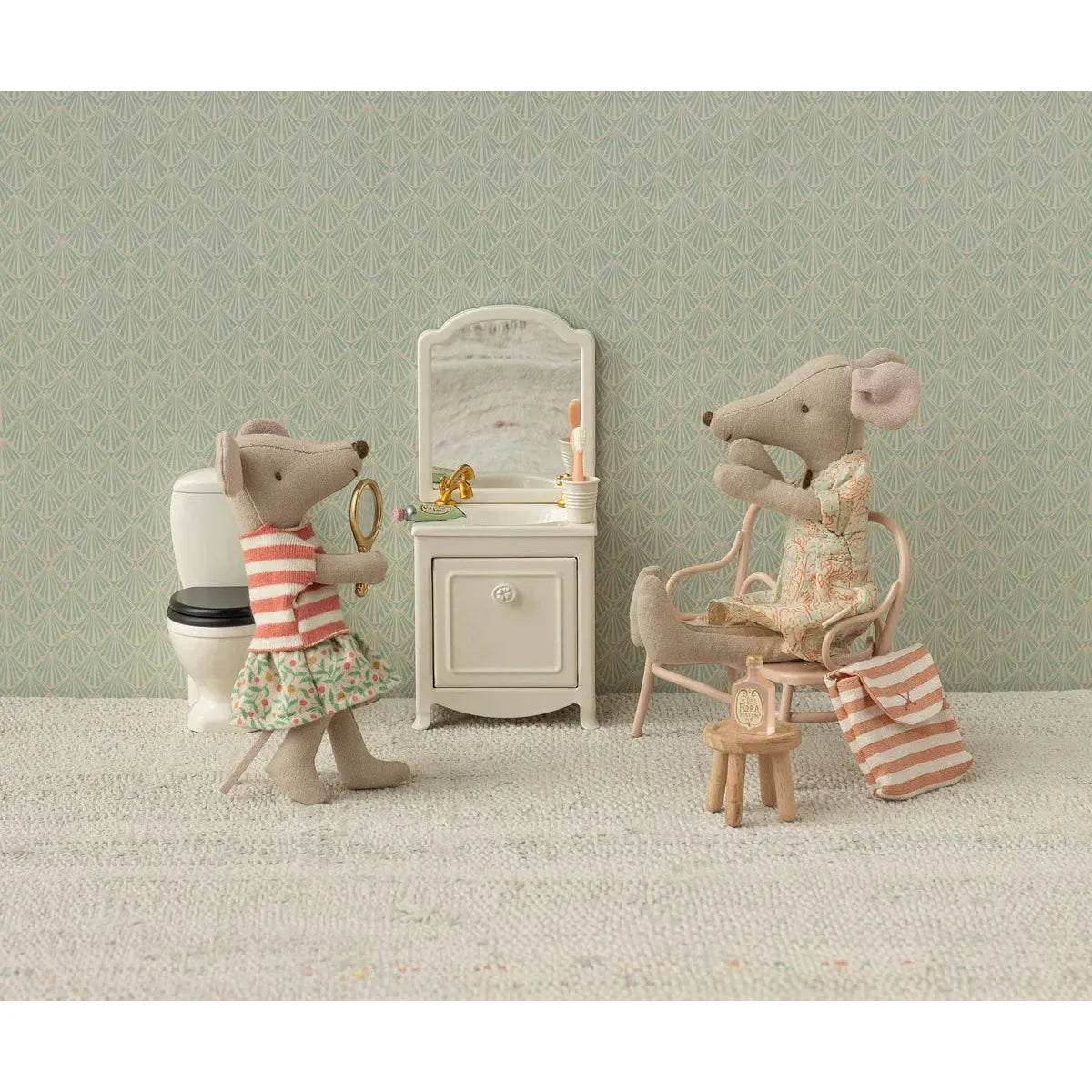 Maileg Tricycle Mouse, Big Sister-- Green