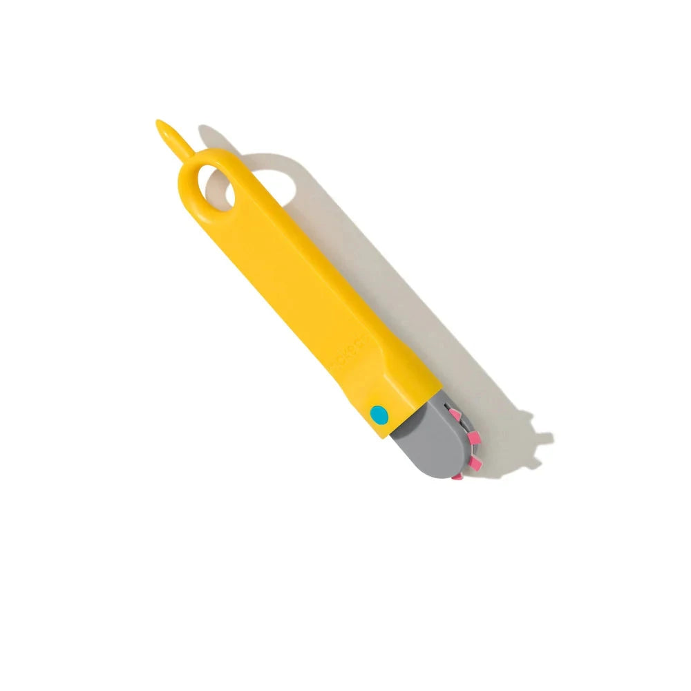 Makedo Fold-Roller Tool