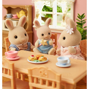 Milk Rabbit Family by Calico Critters