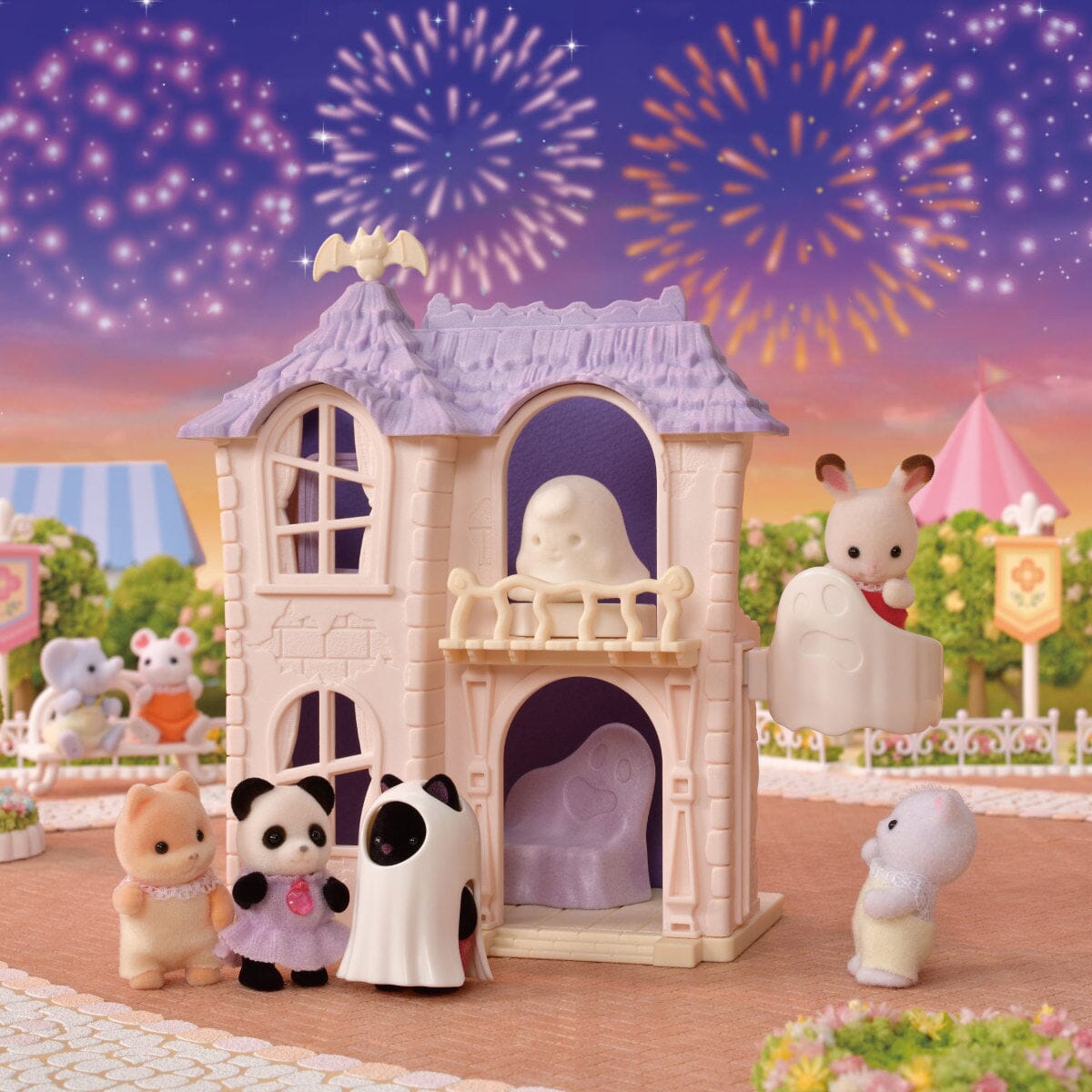 Spooky Surprise House by Calico Critters
