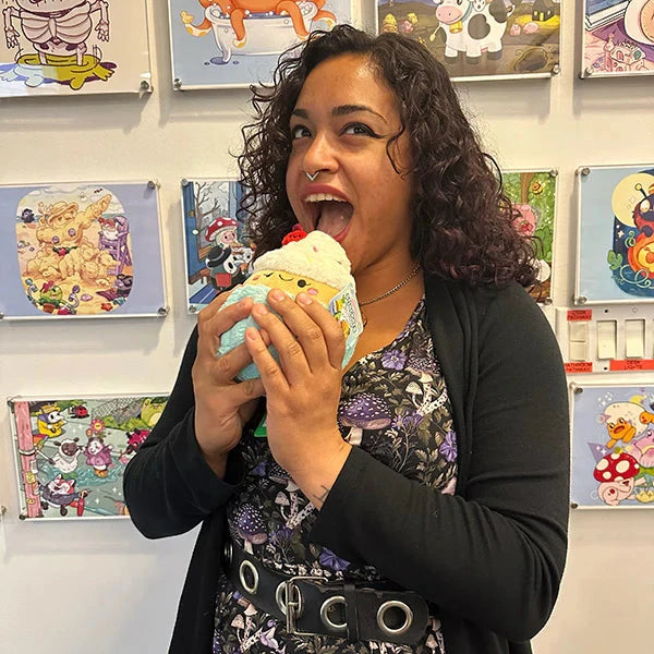 Squishable Snackers Madame Cupcake