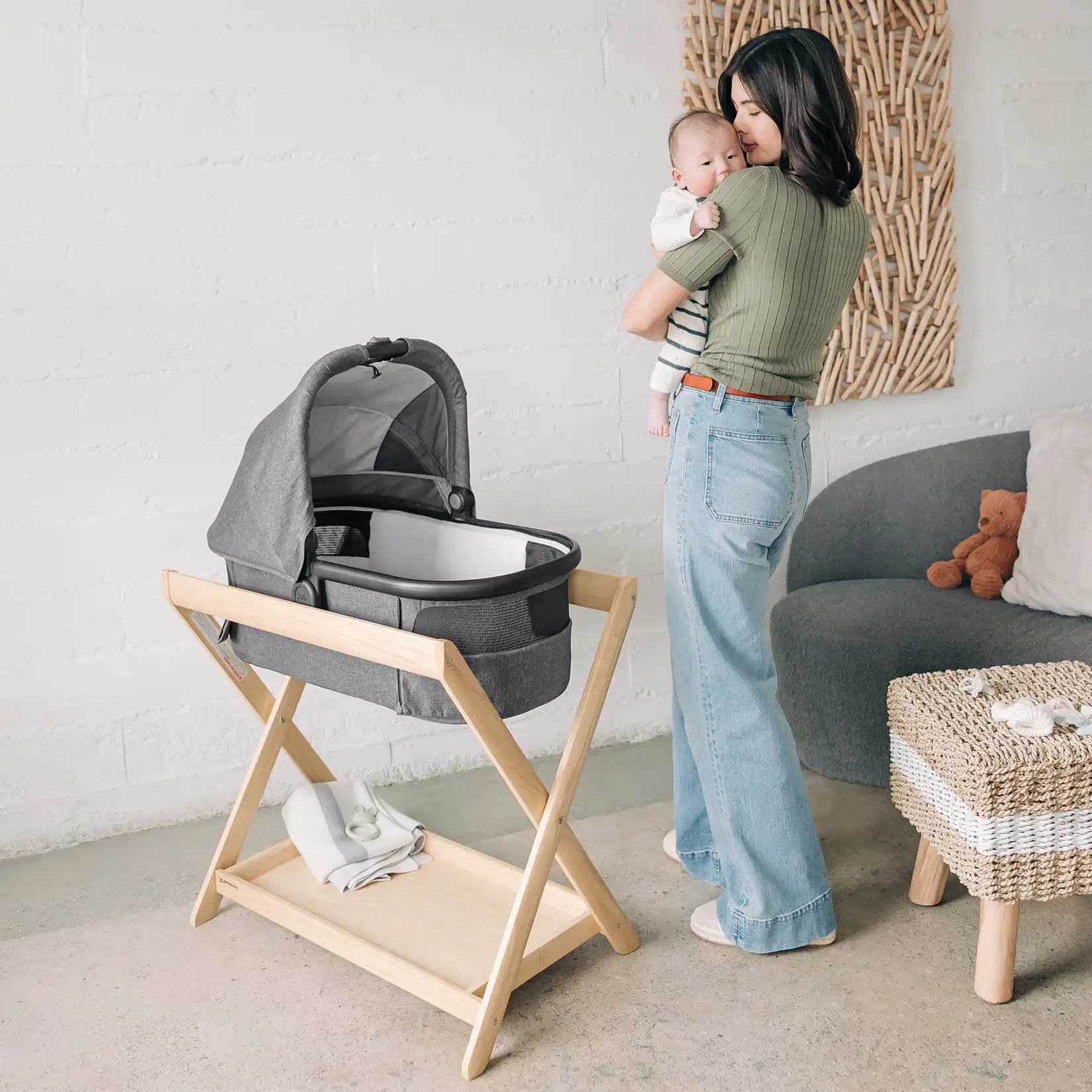 uppababy bassinet infant insert UPPAbaby Bassinet Stand