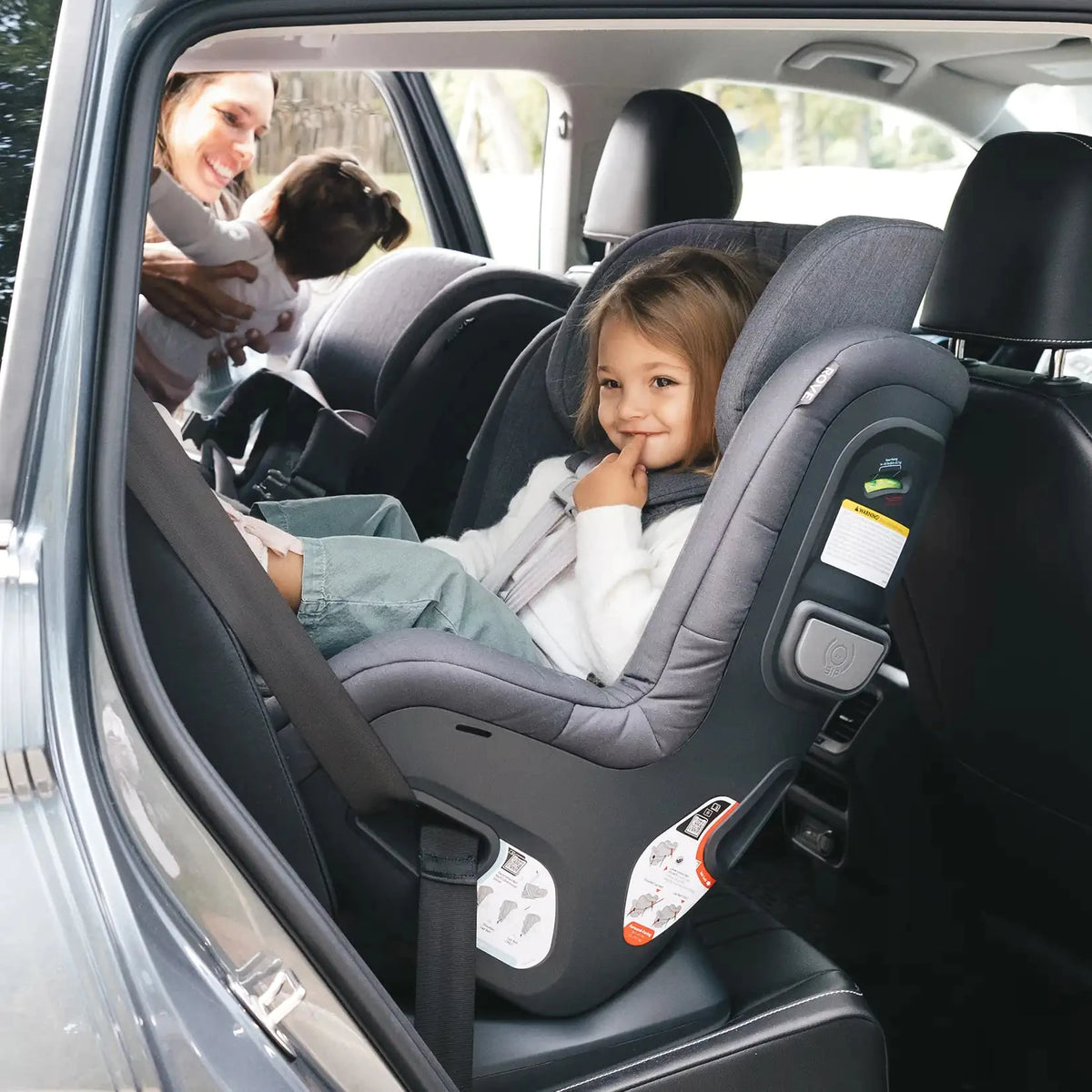 UPPAbaby Rove Convertible Car Seat in Greyson (Ready to ship)