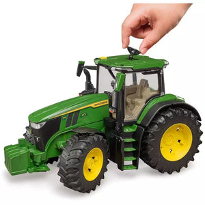 Bruder 09825 John Deer Tractor 7R 350