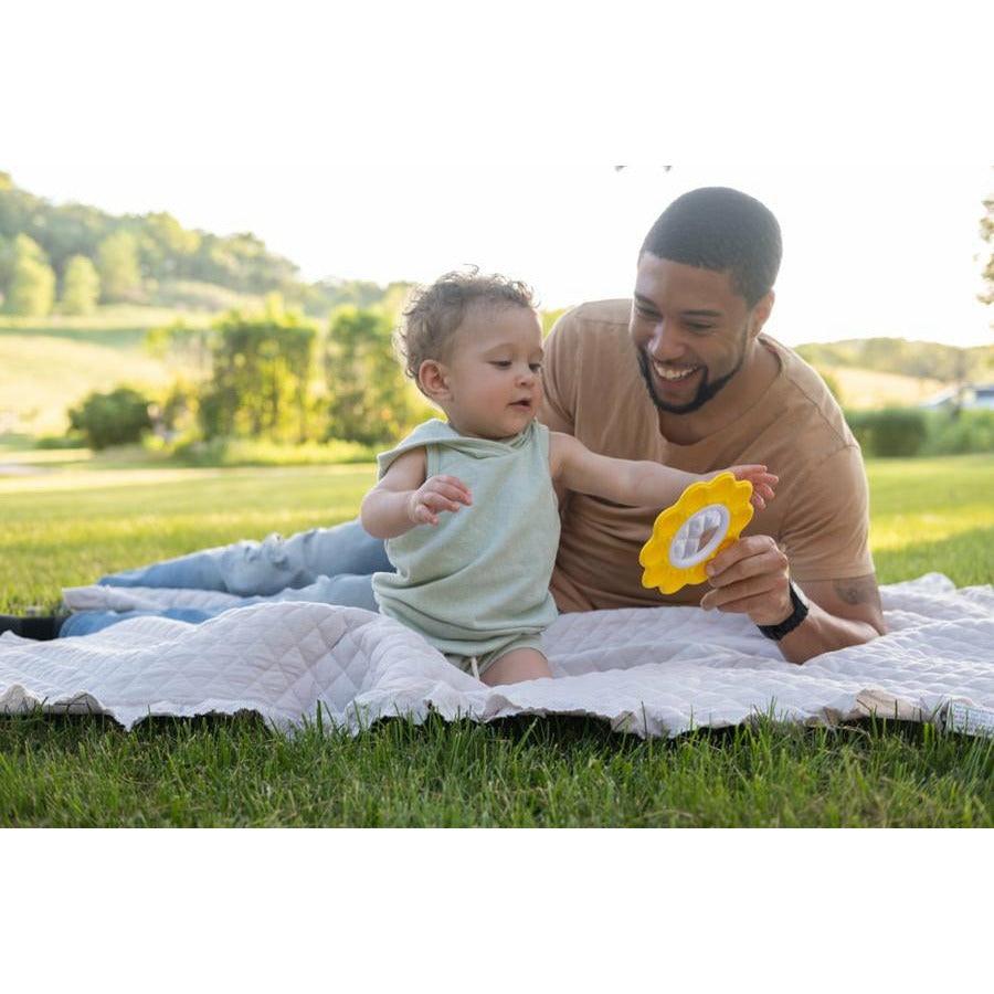 Dimpl Billow & Bright by Fat Brain Toys