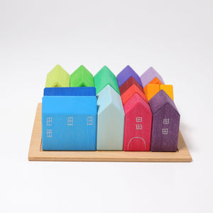 houses on frame, showing different houses
