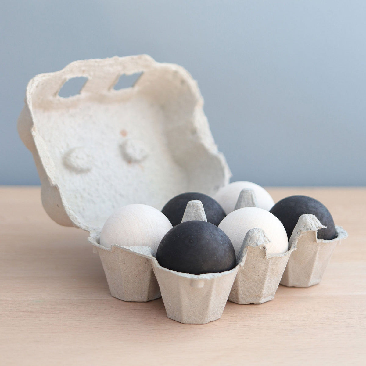 Grimm's Six Monochrome Wooden Balls Set