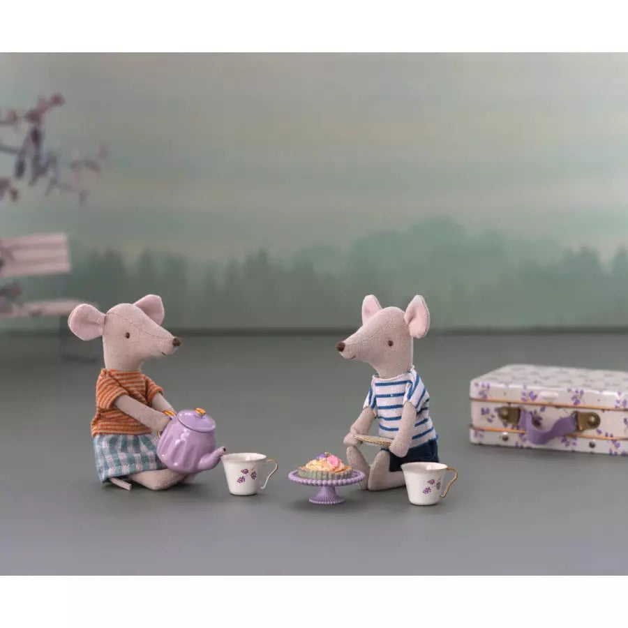 【Maileg】Afternoon treat, Mouse - Purple Maileg Afternoon treat (Mouse) - Purple Madelaine SS 23 – Le