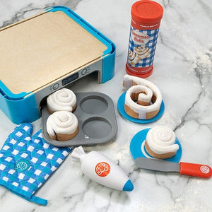 Pretendables Cinnamon Roll Set by Fat Brain Toys
