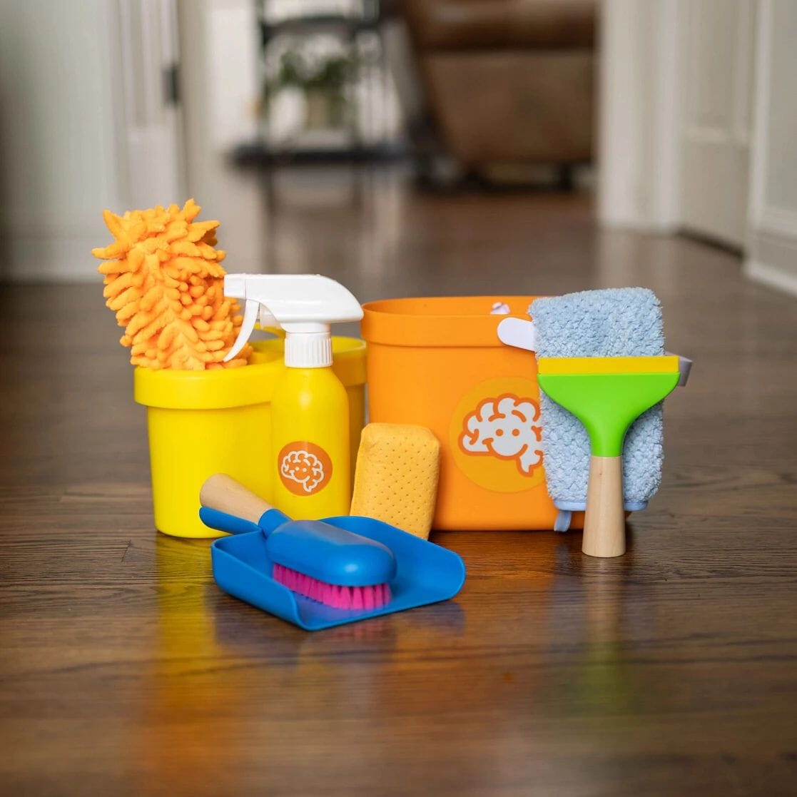 Fat Brain Toys Sweep, Scrub, and Shine Cleaning Set